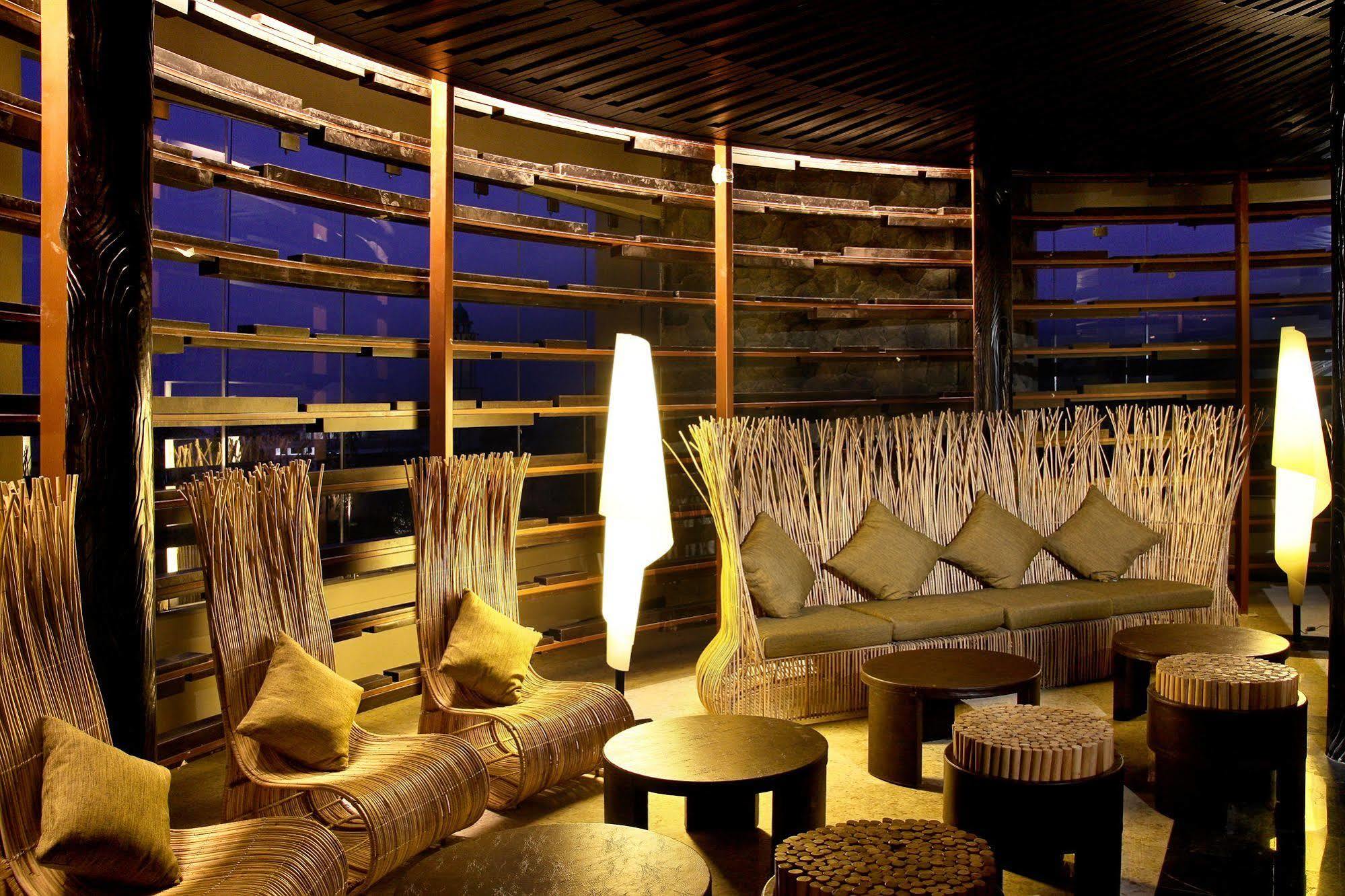 Resort The Singhasari Batu